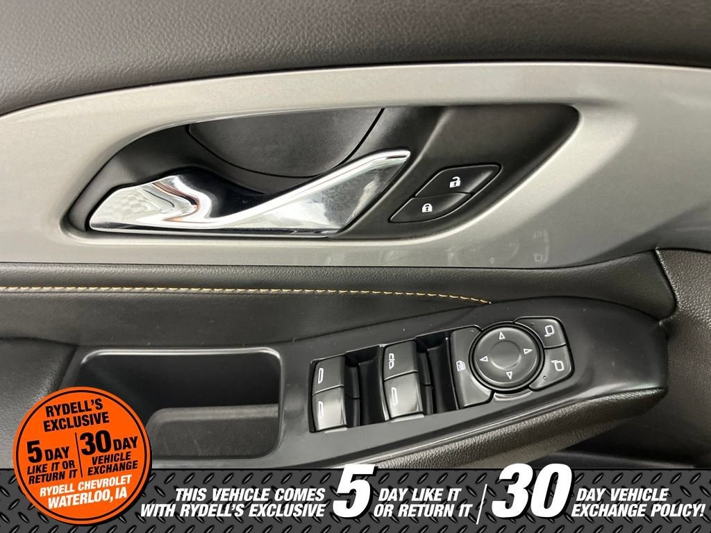 2021 Chevrolet Traverse LT Leather