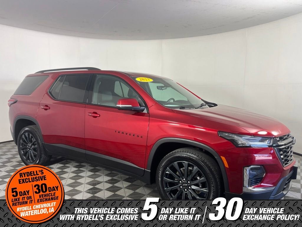 2023 Chevrolet Traverse RS