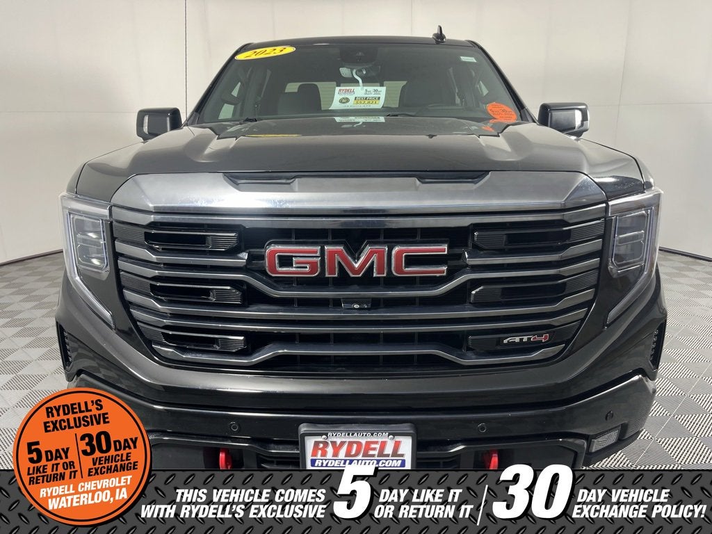 2023 GMC Sierra 1500 AT4