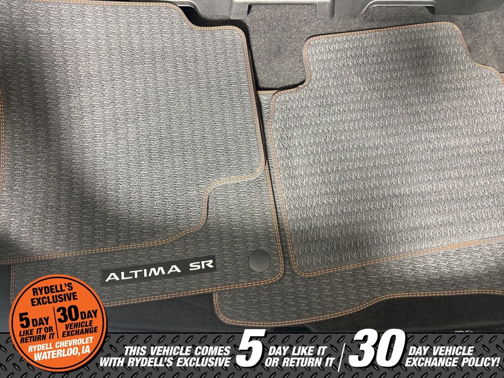 2022 Nissan Altima SR FWD