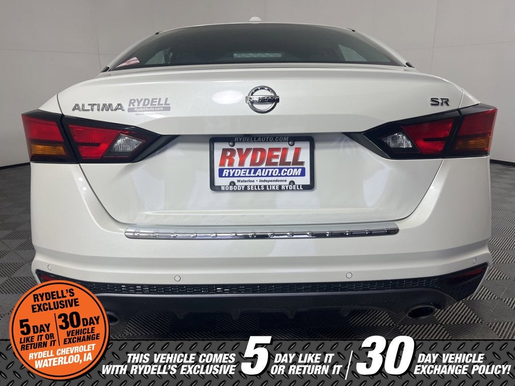 2022 Nissan Altima SR FWD