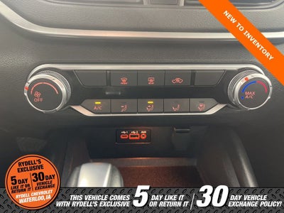 2021 Nissan Altima SR FWD