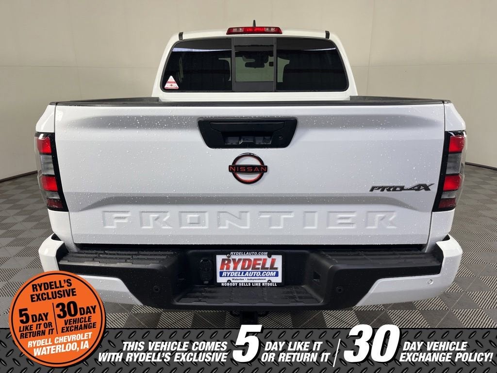 2022 Nissan Frontier Crew Cab S 4x4