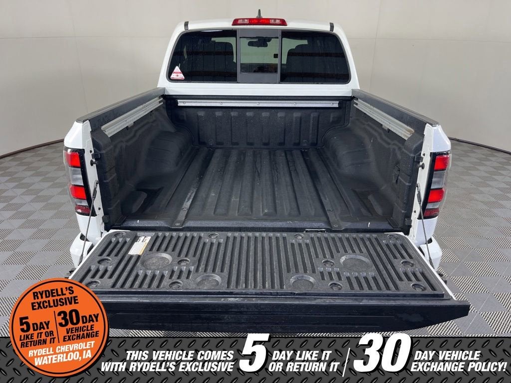 2022 Nissan Frontier Crew Cab S 4x4
