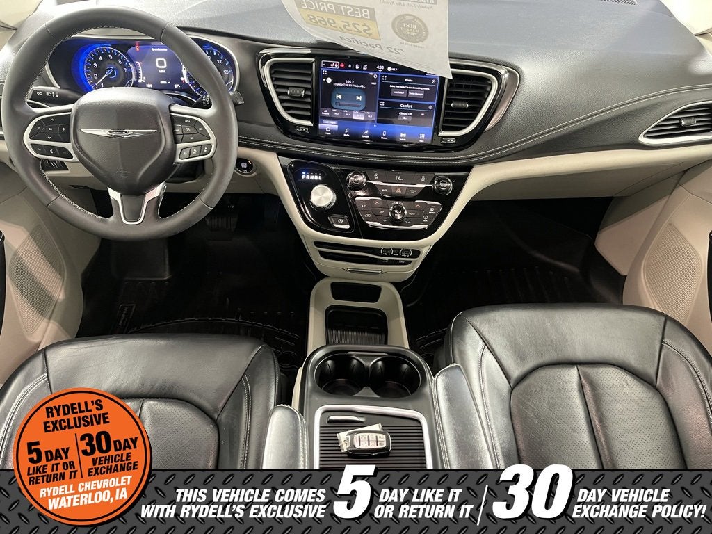 2022 Chrysler Pacifica Touring L
