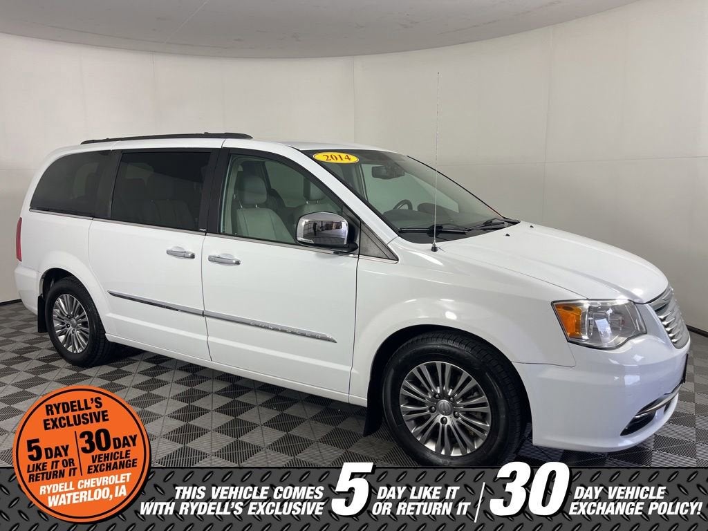 2014 Chrysler Town & Country Touring-L