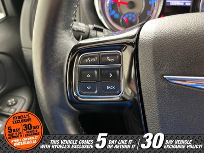 2016 Chrysler Town & Country S