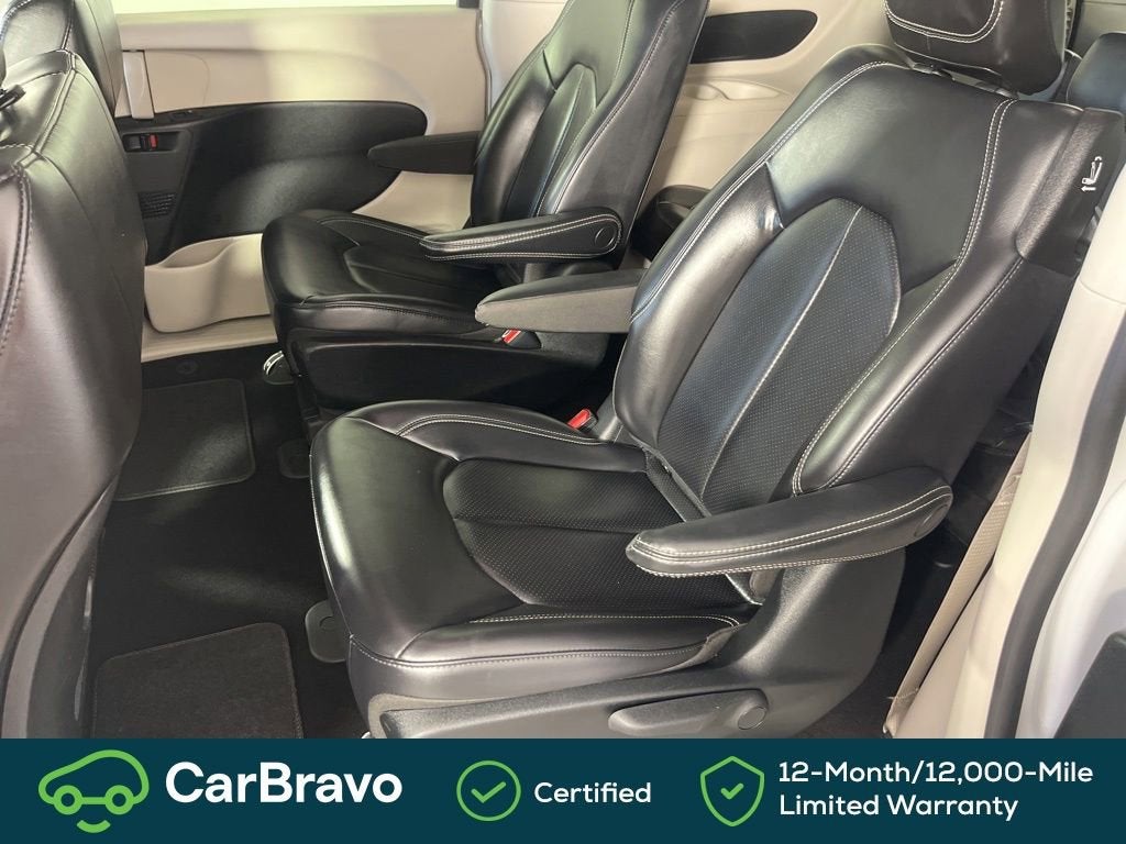 2023 Chrysler Pacifica Hybrid Touring L