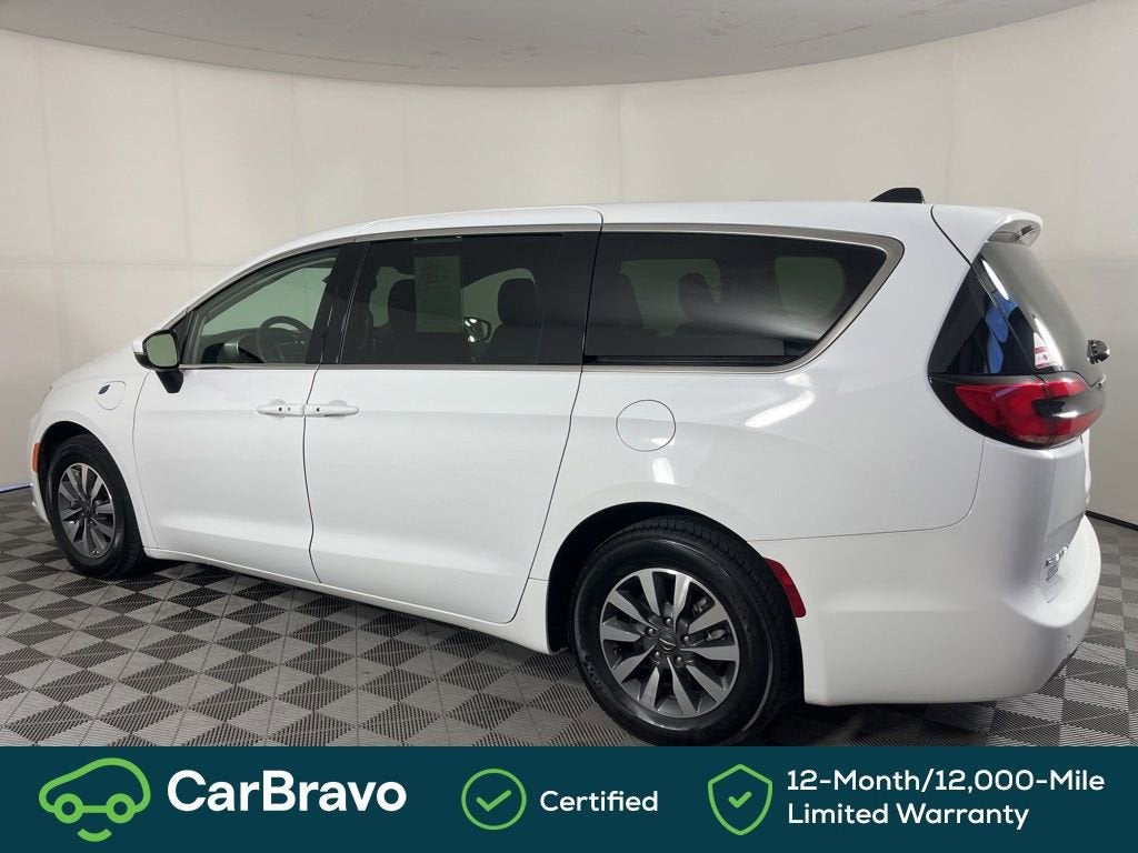 2023 Chrysler Pacifica Hybrid Touring L