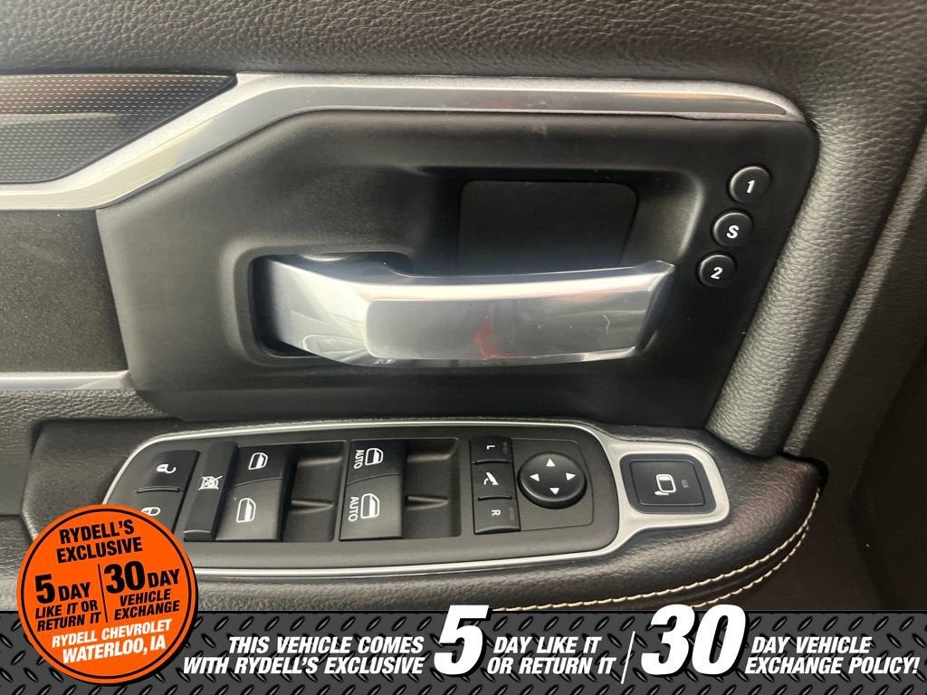 2022 RAM 2500 Laramie Crew Cab 4x4 6'4" Box