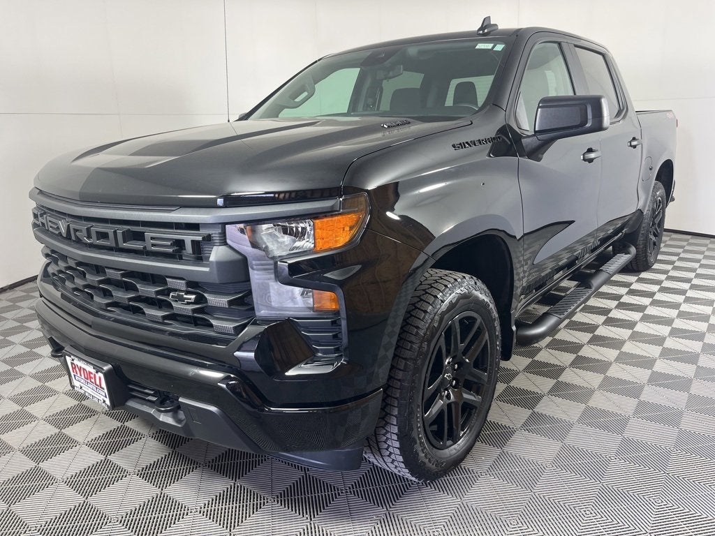 2025 Chevrolet Silverado 1500 Custom