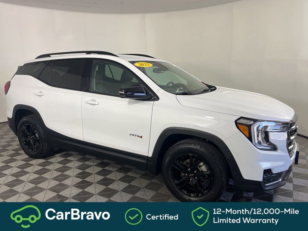 2023 GMC Terrain AT4
