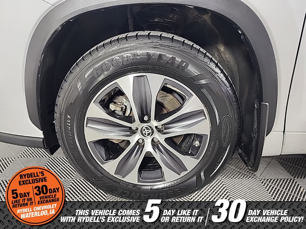 2022 Toyota Highlander XLE