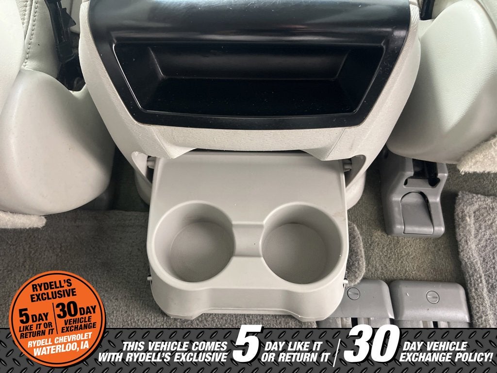 2014 Toyota Sienna XLE V6 8 Passenger