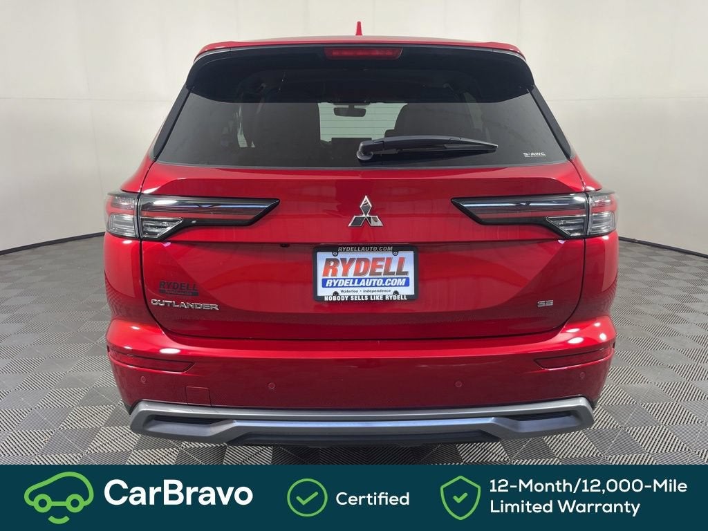 2025 Mitsubishi Outlander SE