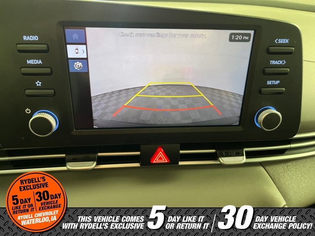 2024 Hyundai Elantra SE
