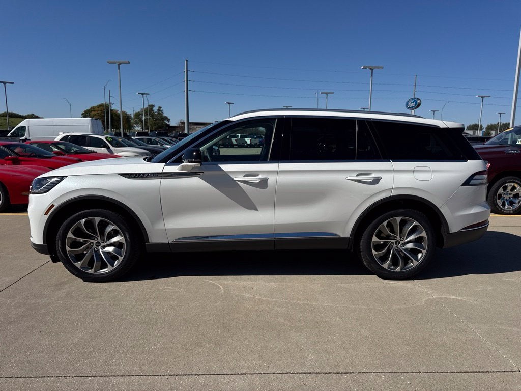 2027 Lincoln Aviator Premiere