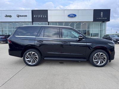 2027 Lincoln Navigator Premiere