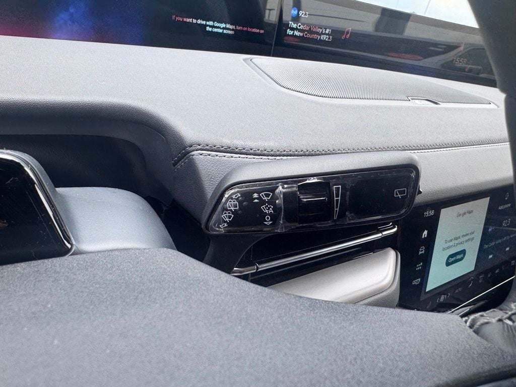2027 Lincoln Navigator Premiere