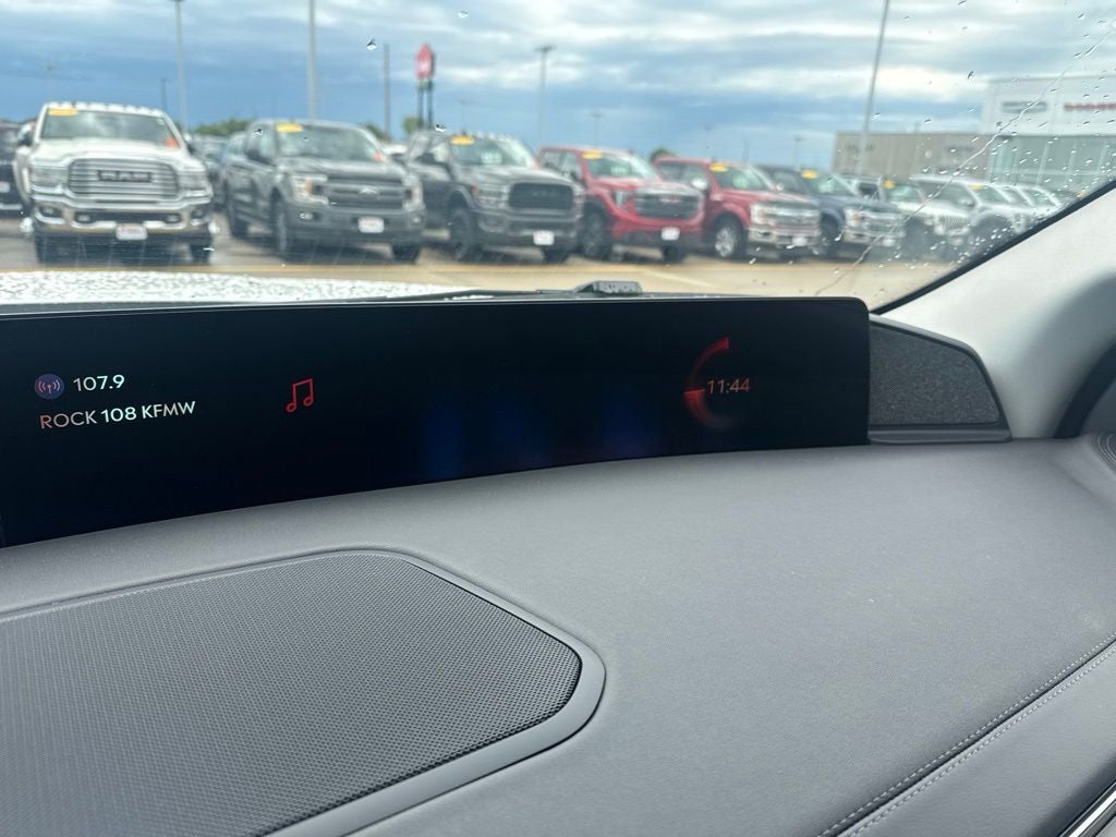 2027 Lincoln Navigator L Reserve