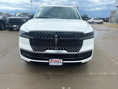 2027 Lincoln Navigator L Reserve