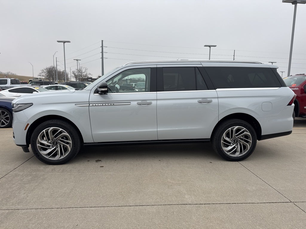 2025 Lincoln Navigator Reserve-L