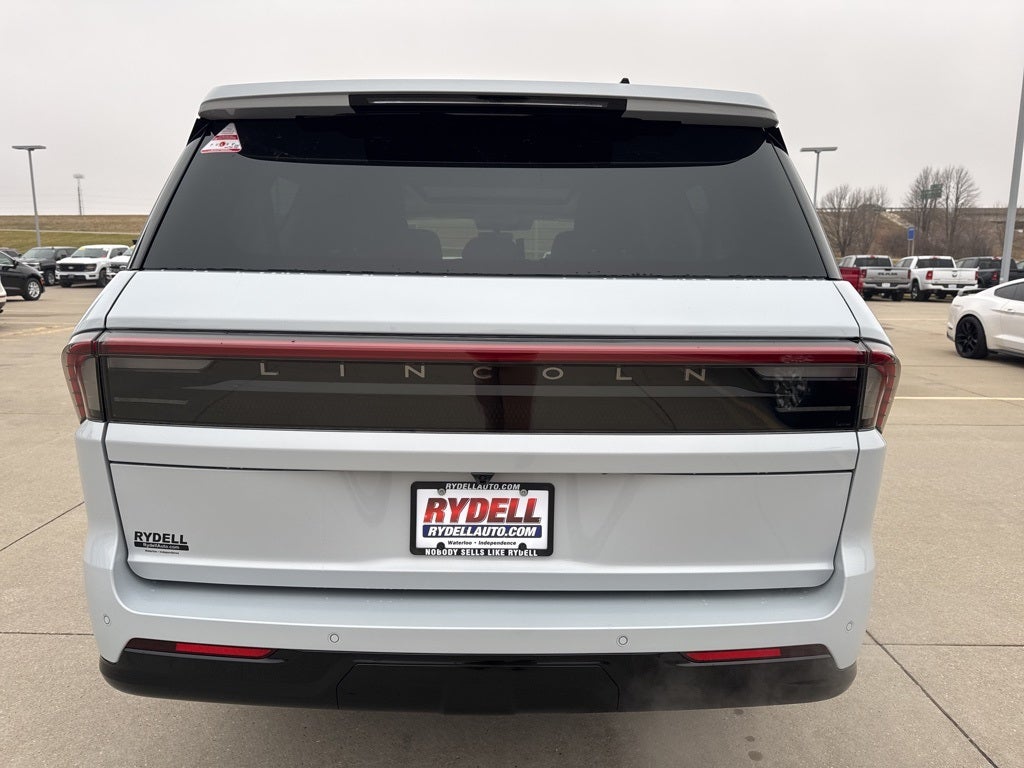 2025 Lincoln Navigator Reserve-L