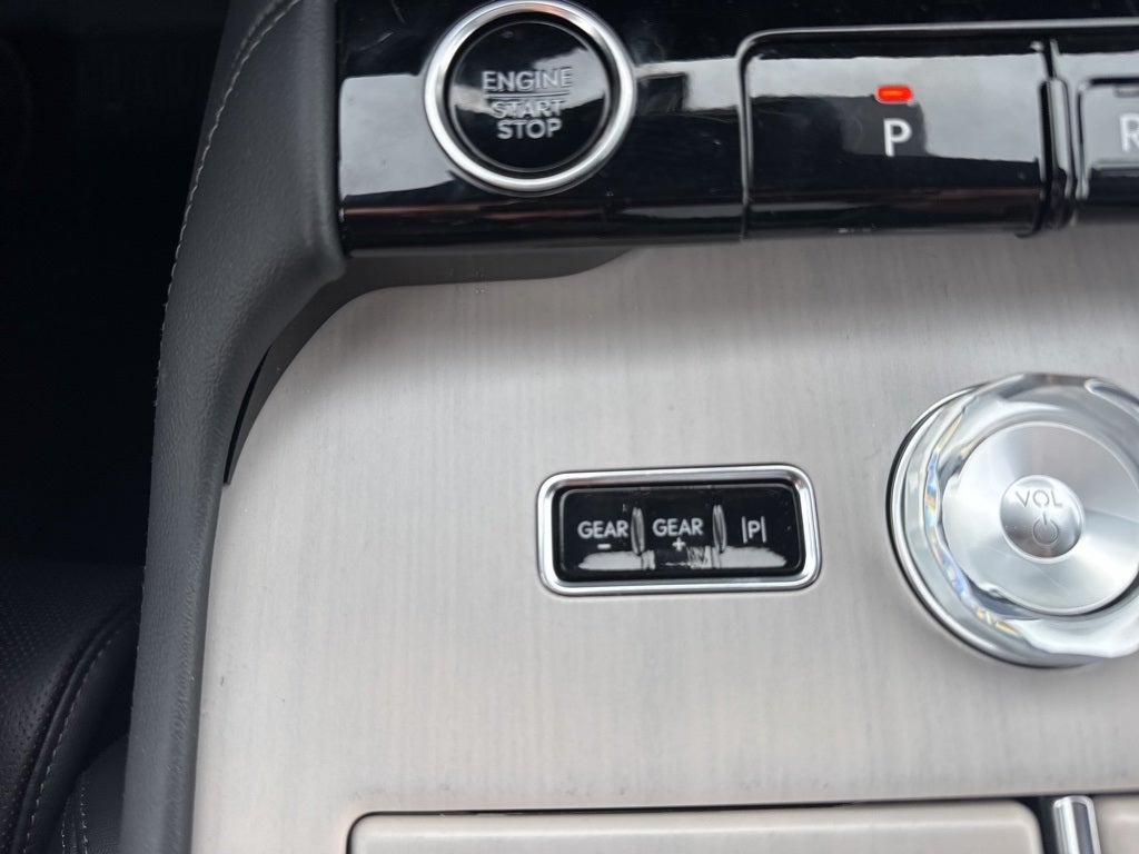 2025 Lincoln Navigator Reserve-L