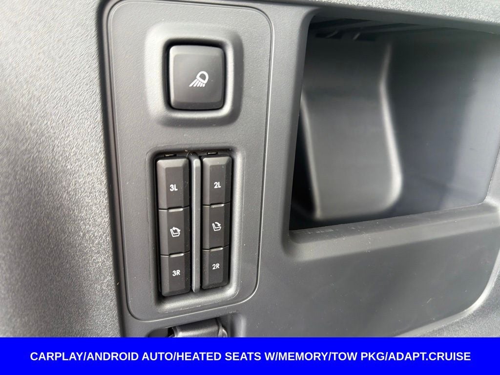 2027 Lincoln Navigator Premiere L