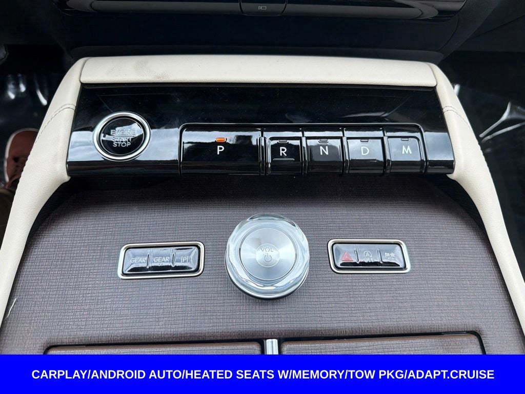 2027 Lincoln Navigator Premiere L