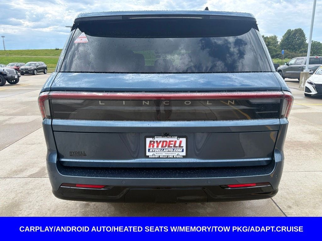 2027 Lincoln Navigator Premiere L