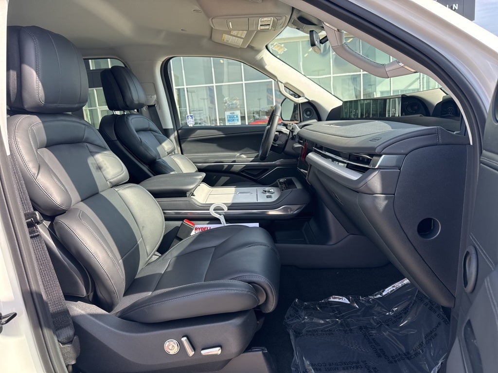 2026 Lincoln Navigator Premiere L