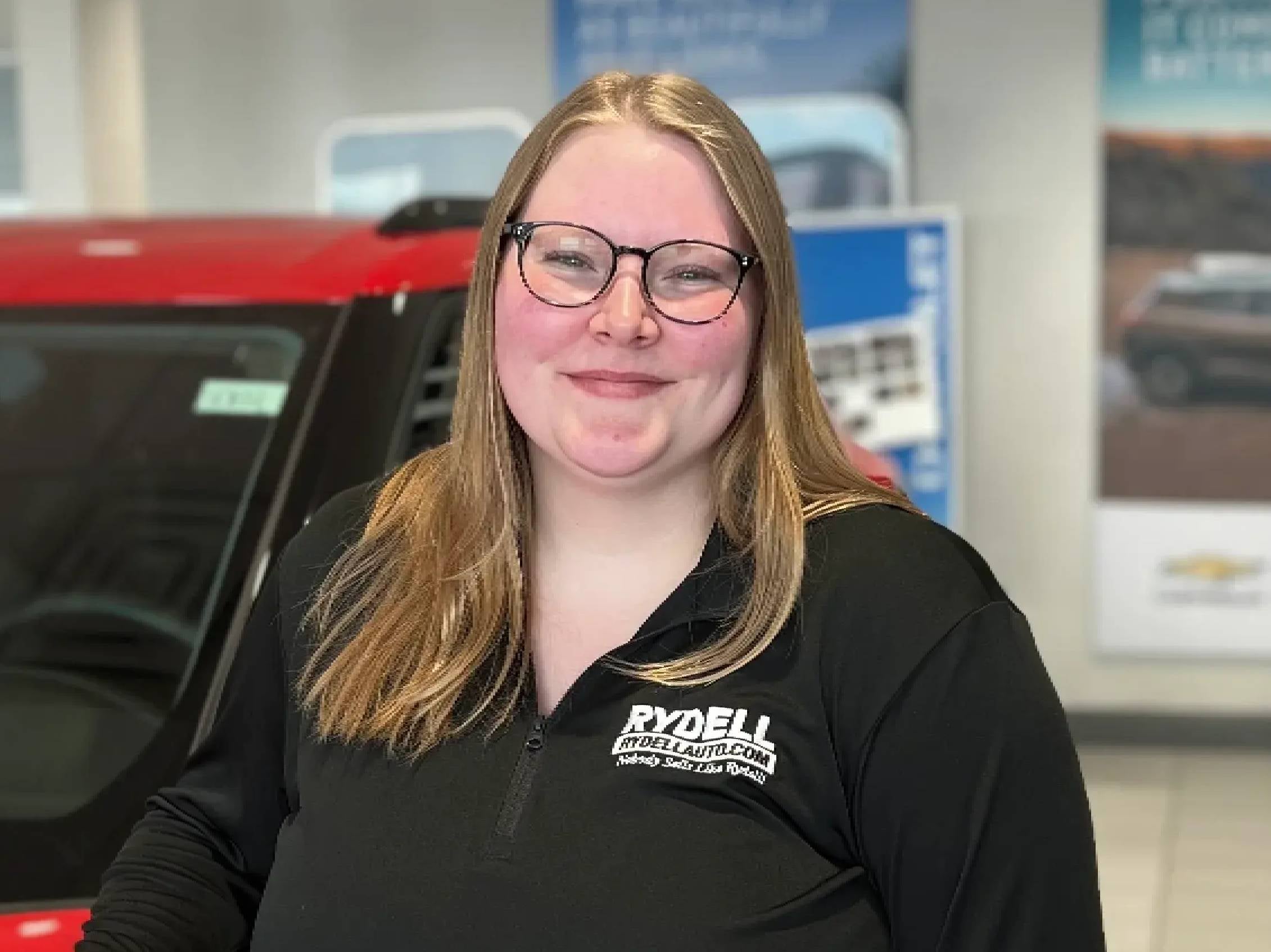 Julia Coonrad at Rydell Auto in Waterloo IA